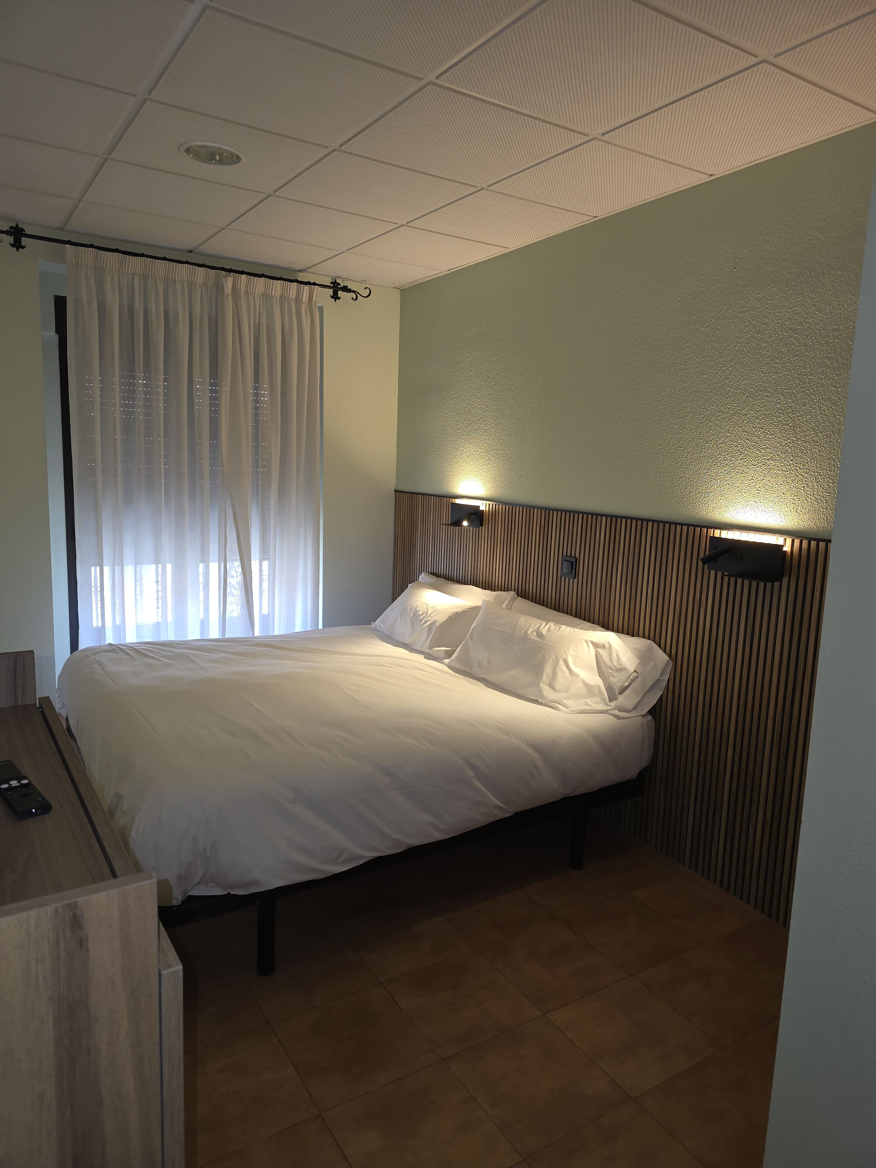 Habitación doble con dos camas Hostal La Cigüeña El Espinar